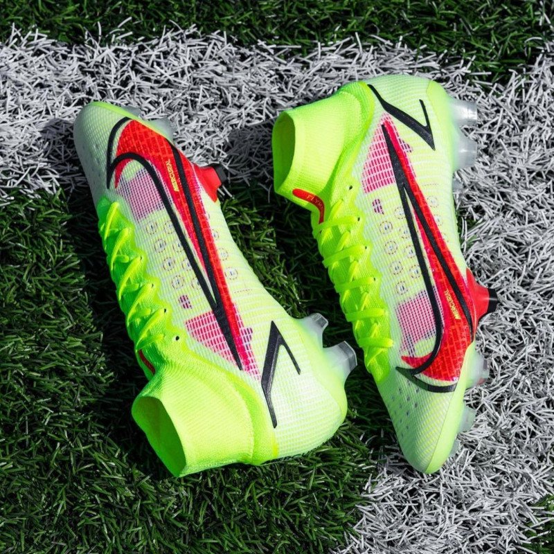 ميريكوريال سوبر فلاي 