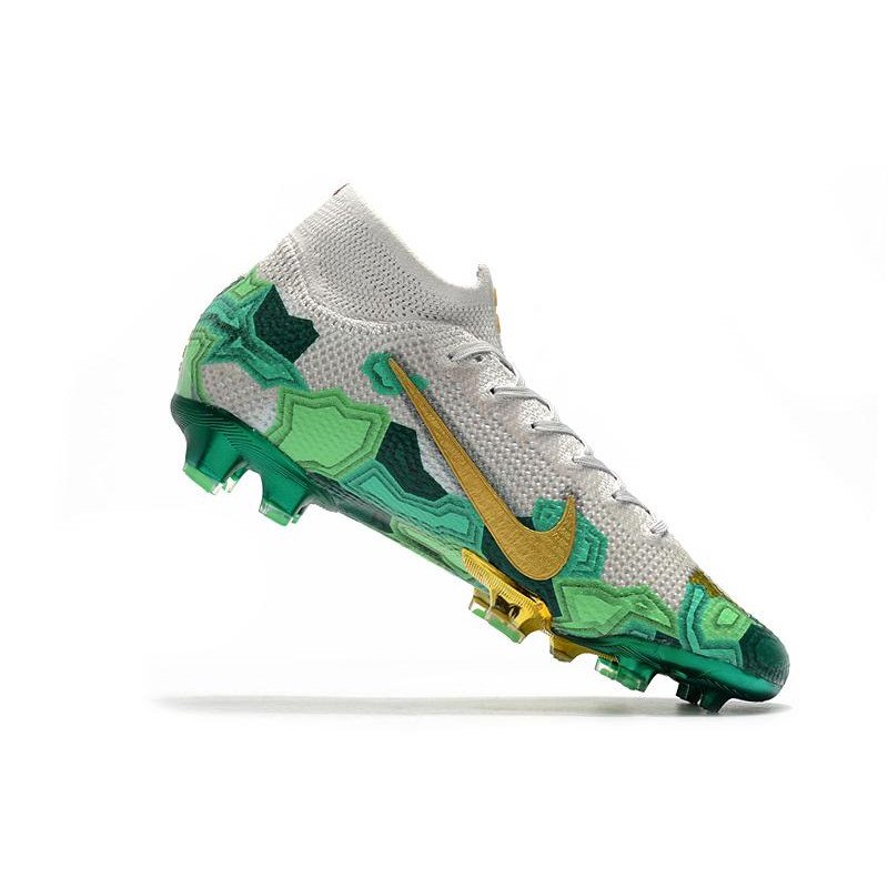 ميريكوريال سوبر فلاي