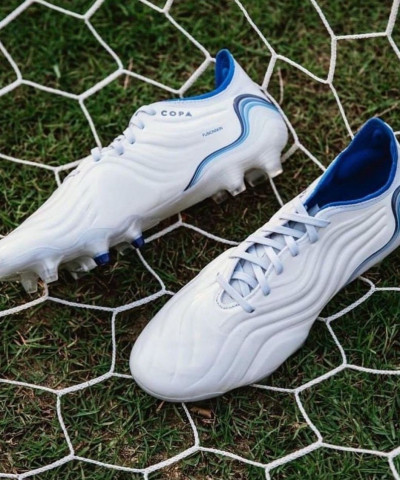 بوت اديداس كوبا بحبال بوت اديداس كوبا بحبال