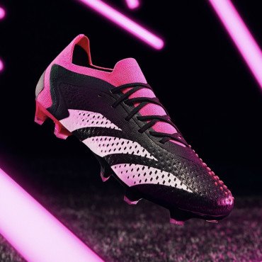 بوت اديداس بريداتور