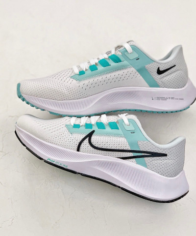 بوت نايك اير زوم