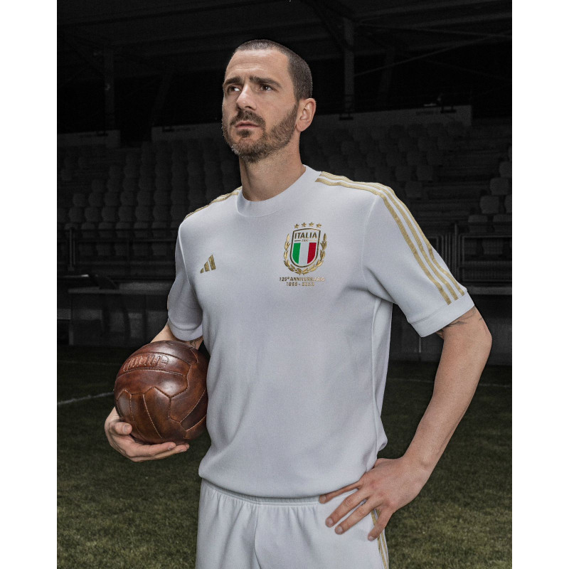 طقم منتخب ايطاليا القديم 23/24