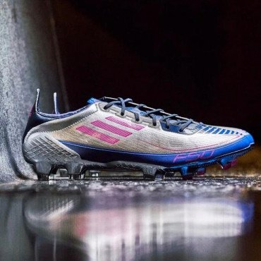 بوت اديداس F50