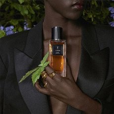 اف سان لوران توكسيدو شارب باتشولي أو دو برفيوم 125 مل اف سان لوران توكسيدو شارب باتشولي أو دو برفيوم 125 مل