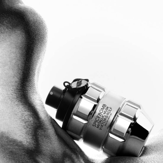 Viktor & Rolf Spicebomb Metallic Musk EDP - 90 ml Viktor & Rolf Spicebomb Metallic Musk EDP - 90 ml