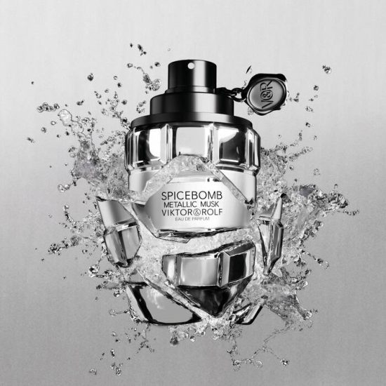 Viktor & Rolf Spicebomb Metallic Musk EDP - 90 ml Viktor & Rolf Spicebomb Metallic Musk EDP - 90 ml