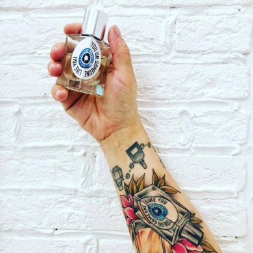 إيتات ليبر دي أورانج يو أور سام وان لايك يو 100 مل إيتات ليبر دي أورانج يو أور سام وان لايك يو 100 مل