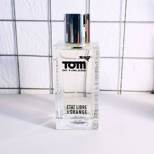 إيتات ليبر دي أورانج توم أوف فينلاند او دو برفيوم 100 مل إيتات ليبر دي أورانج توم أوف فينلاند او دو برفيوم 100 مل