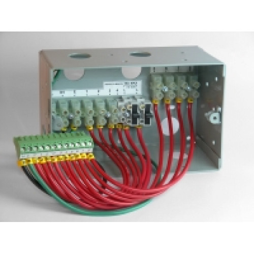 صندوق معدني يثبت في الحائط لجهاز P800 