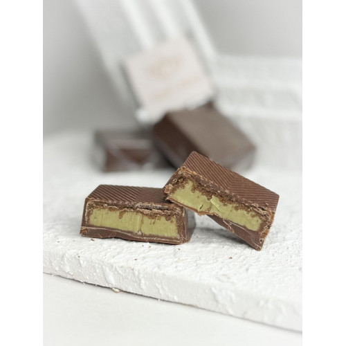 شوكليت بلجيكي بالمذاق الفريد ممزوج بحشوة الهيل الاصيلة