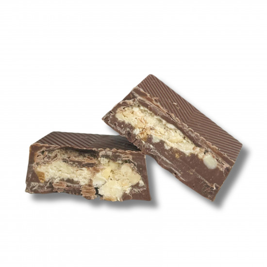 شوكليت بلجيكي بالمذاق الفريد ممزوج بحشوة المكسرات