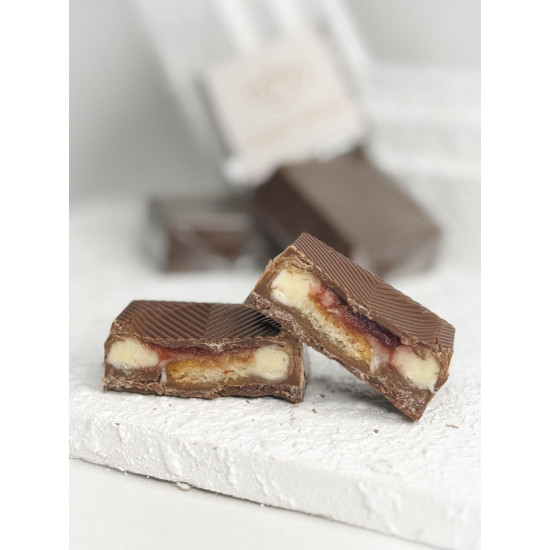 شوكليت بلجيكي بالمذاق الفريد ممزوج بحشوة التشيز كيك 