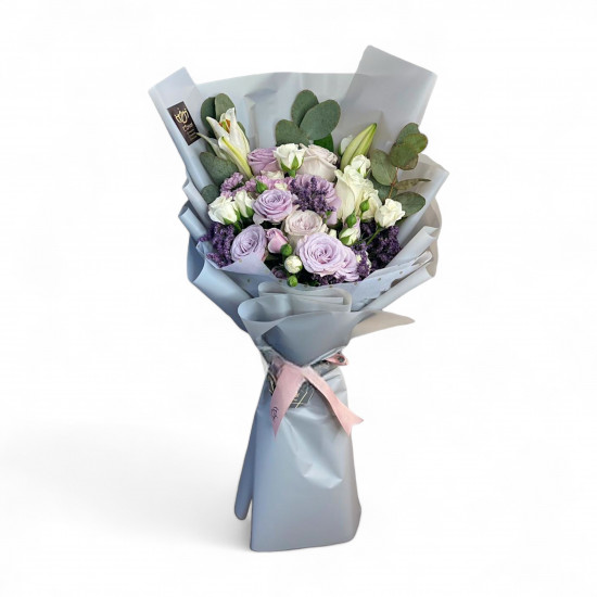 باقة الجوري البنفسجي