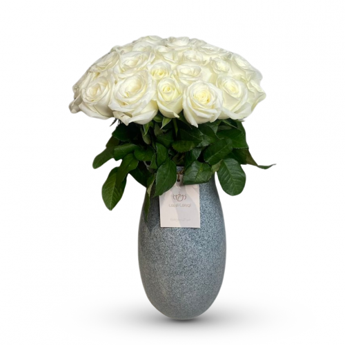  فازة ورد الروز الأبيض  - الناعمة والعطرة