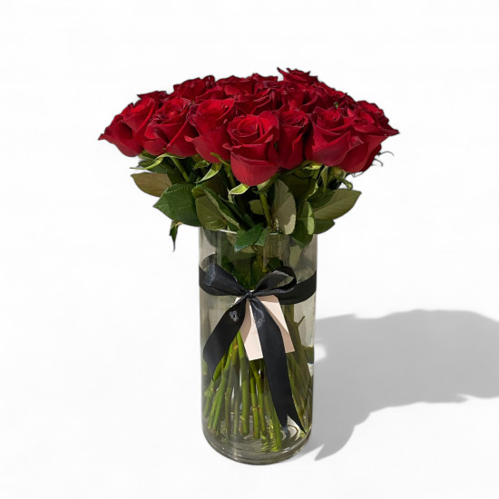 فازة الجوري الحمراء 