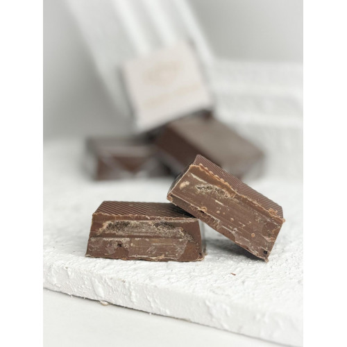 شوكليت بلجيكي بالمذاق الفريد ممزوج بحشوة الاوريو شوكليت بلجيكي بالمذاق الفريد ممزوج بحشوة الاوريو