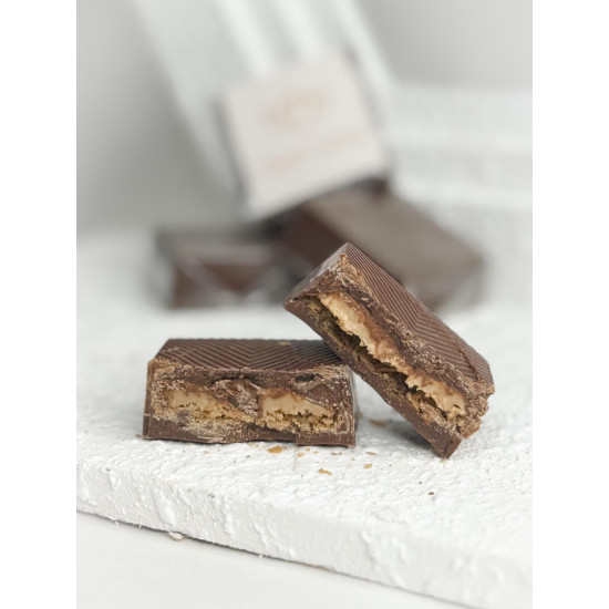 شوكليت كندر بلجيكية بالمذاق الفريد ممزوج بحشوة الكندر شوكليت كندر بلجيكية بالمذاق الفريد ممزوج بحشوة الكندر