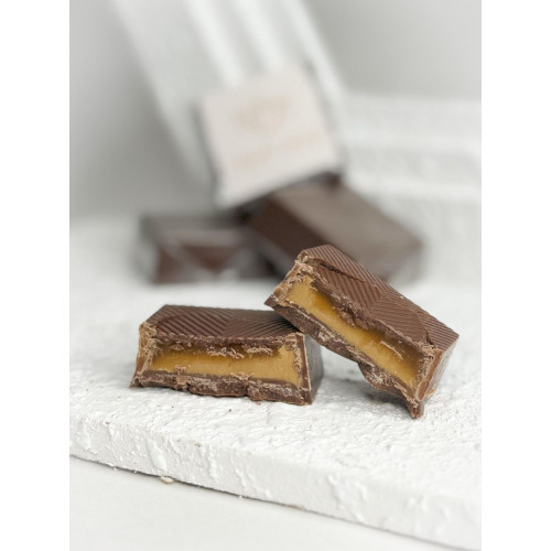 شوكليت بلجيكي بالمذاق الفريد ممزوج بحشوة المارس شوكليت بلجيكي بالمذاق الفريد ممزوج بحشوة المارس