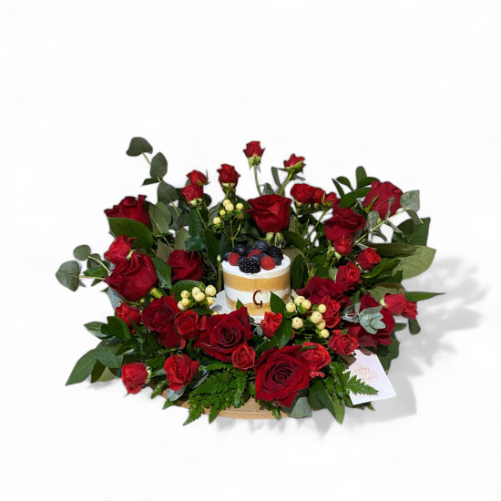 تنسيق كيك بالجوري الاحمر