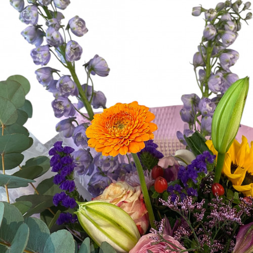 باقة الازهار المفرحه باقة الازهار المفرحه