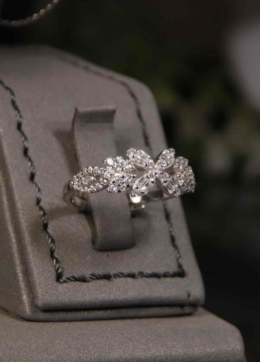 طقم انيق فضة عيار 925