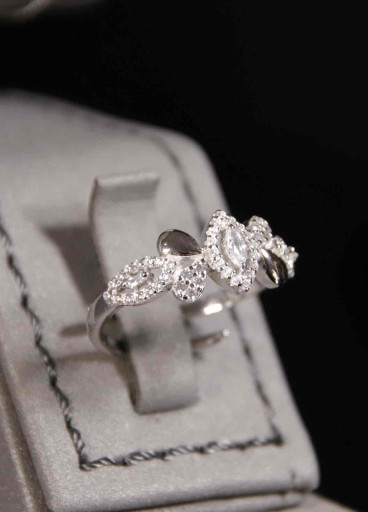 طقم انيق فضة عيار 925