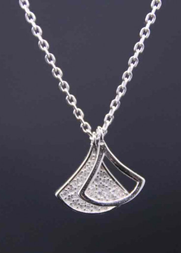 عقد فضة عيار925(0030400)