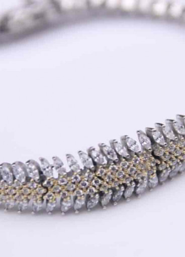 طقم فضة عيار 925(٠٠٠63٠٠٣٠)