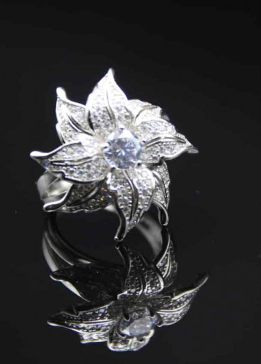 خاتم من الفضة الأصلية عيار 925 كود (٠٠٩٠٤)