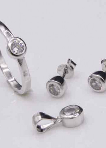 طقم فضة عيار 925كود (٠٠٥٠٤٠٠)