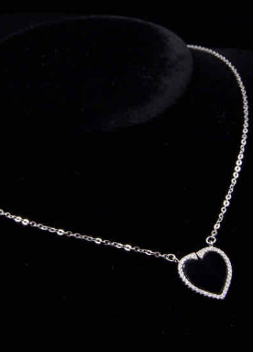 عقد فضة عيار 925كود(٠٠٥٠٦٠٠)