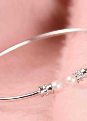 اسوارة فضة عيار925 كود(٠٠٤٠٦٠٠)