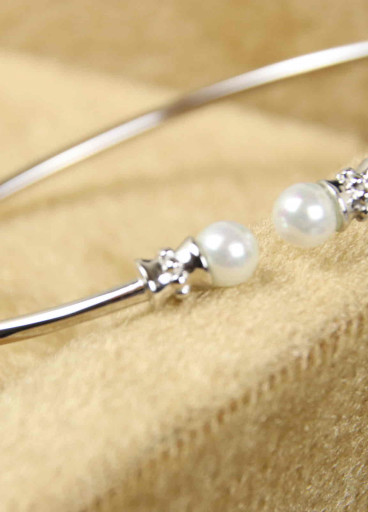 اسوارة فضة عيار925 كود(٠٠٤٠٦٠٠)