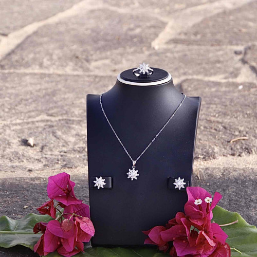 طقم فضة عيار 925 دقة الماس 