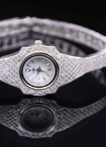 ساعة فضة عيار 925كود(00370300)