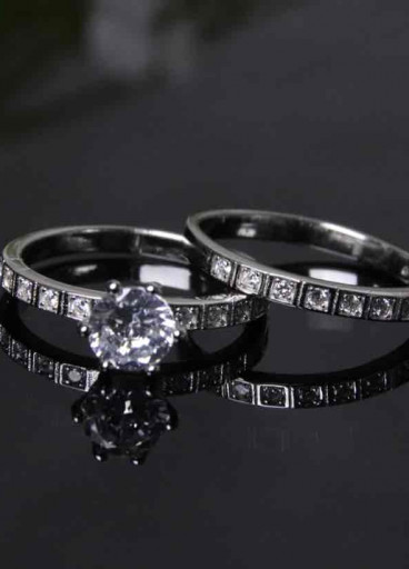 خاتم توينزفضة عيار٩٢٥كود(٠٠٣٠٨٠٠)