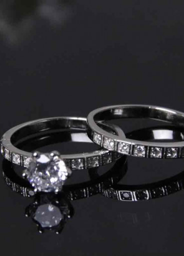 خاتم توينزفضة عيار٩٢٥كود(٠٠٣٠٨٠٠)