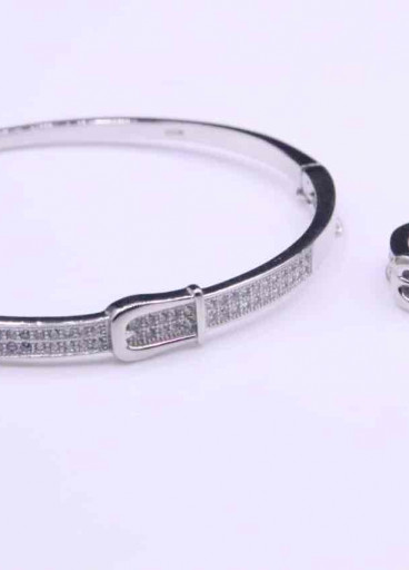 اسوارة فضة عيار925كود(٠٠١٢٠٠)