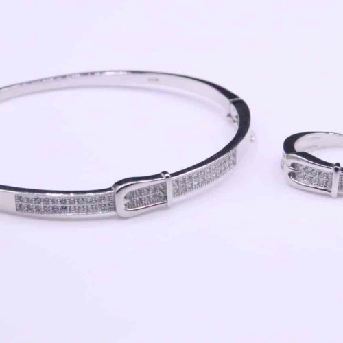 اسوارة فضة عيار925كود(٠٠١٢٠٠)