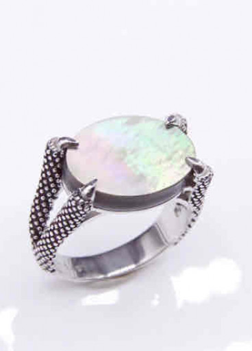 خاتم فضة عيار 925كود(٠٠٦٠٥٠٠)