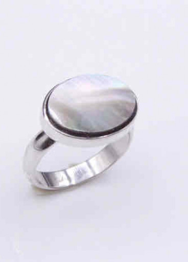 خاتم فضة عيار 925كود(٠٠٥٠٦٠٠)