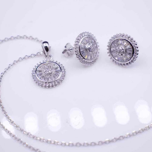 طقم فضة عيار 925كود (٠٠٦٠٢٠٠)