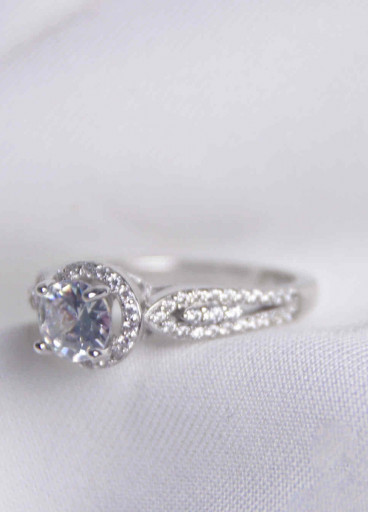 خاتم فضة عيار925كود(٠٠٣٠٩٠٠)