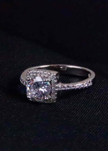 خاتم فضة عيار 925كود(٠٠٣٠١٠٠)