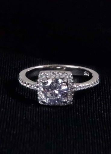 خاتم فضة عيار 925كود(٠٠٣٠١٠٠)