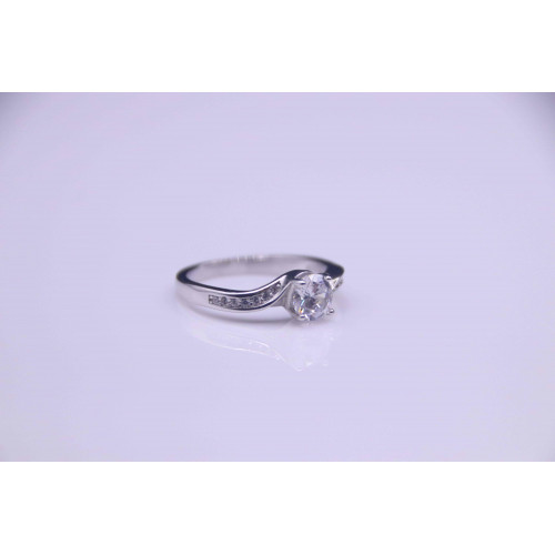 خاتم فضة عيار925كود(٠٠٢٠٣٠٠)