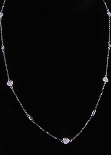 عقد فضة عيار925كود(٠٠٣٠٥٠٠)