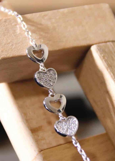 اسوارة فضة عيار 925 كود(٠٠٢٠٨٠٠)