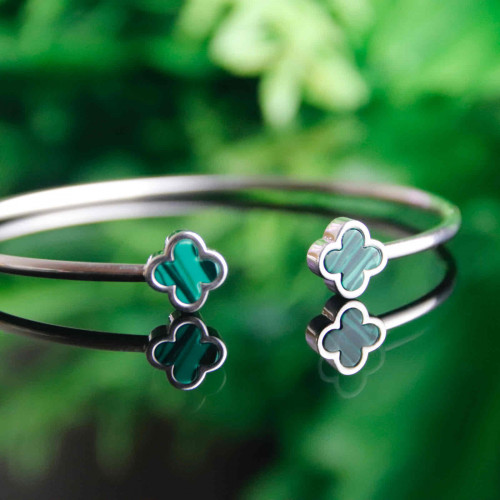 اسوارة فضة عيار925 كود(٠٠٣٠٩٠٠)