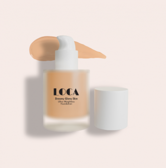 لوكا كريم أساس بقوام خفيف لبشرة متألقة. درجة 04 